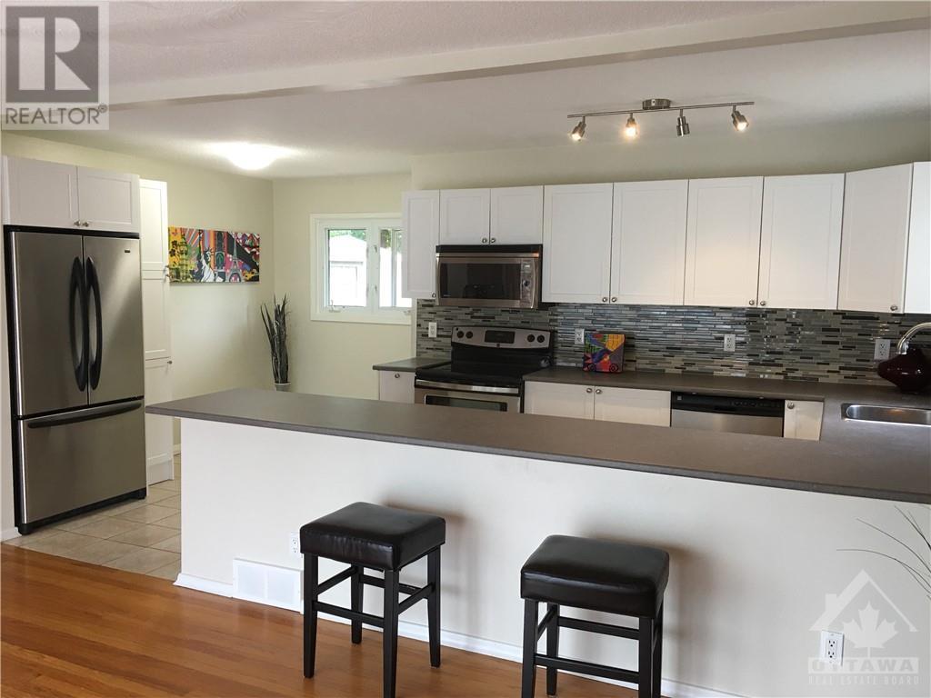 970 Shamir Avenue, Ottawa, Ontario  K1G 2T2 - Photo 8 - 1402034