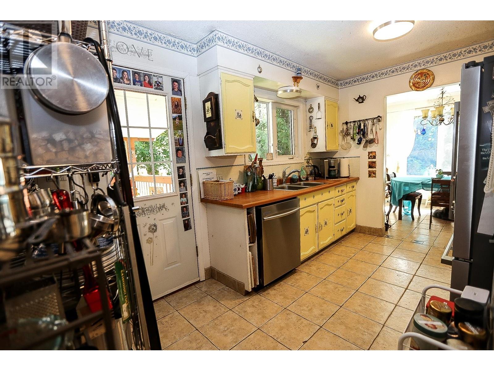 217 Sunshine Valley Road, Clearwater, British Columbia  V0E 1N1 - Photo 4 - 179832