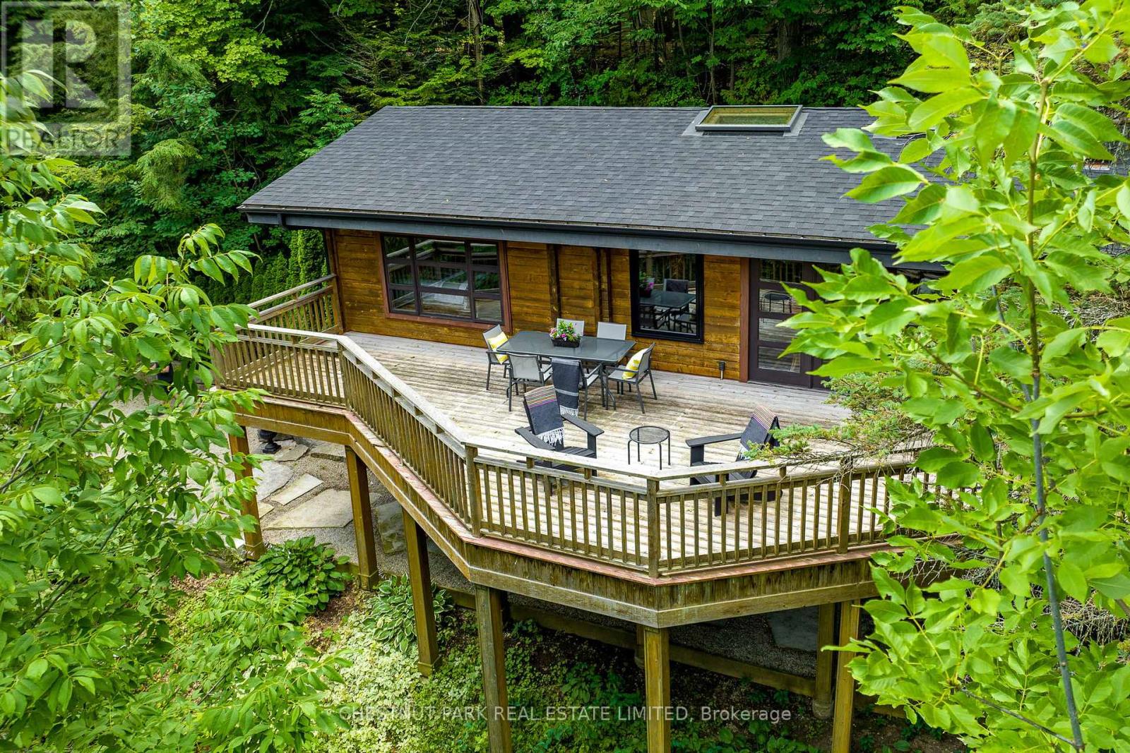 146 Chamonix Crescent, Blue Mountains (Blue Mountain Resort Area), Ontario  L9Y 3Z2 - Photo 34 - X9036044