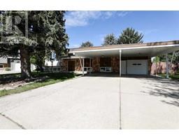 14 Quail Place N Park Meadows, Lethbridge, Ca