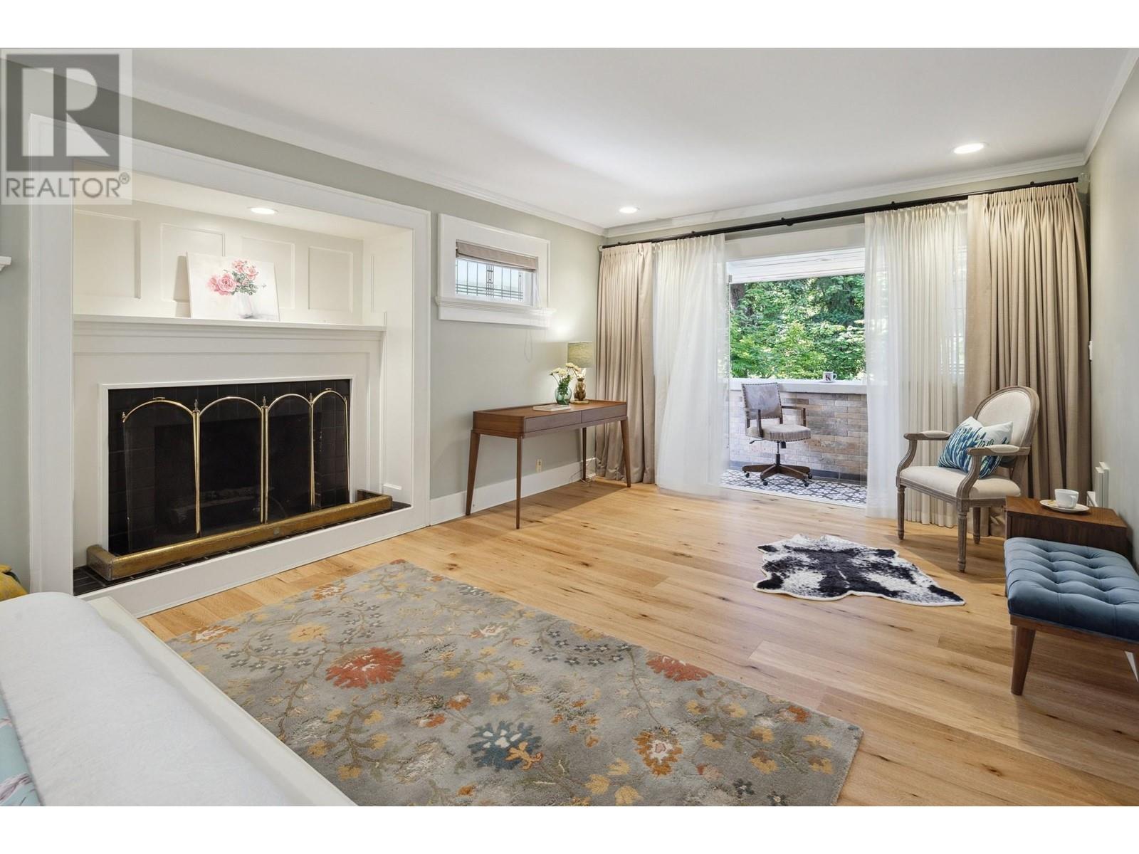 Listing Picture 26 of 36 : 4051 MARGUERITE STREET, Vancouver / 溫哥華 - 魯藝地產 Yvonne Lu Group - MLS Medallion Club Member