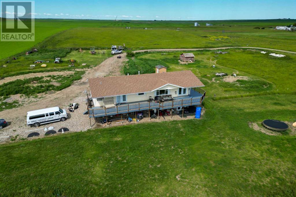 318 3 Avenue S, Lomond, Alberta  T0L 1G0 - Photo 3 - A2139942