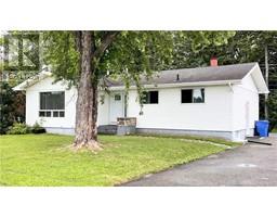 1235 Vanier-83;