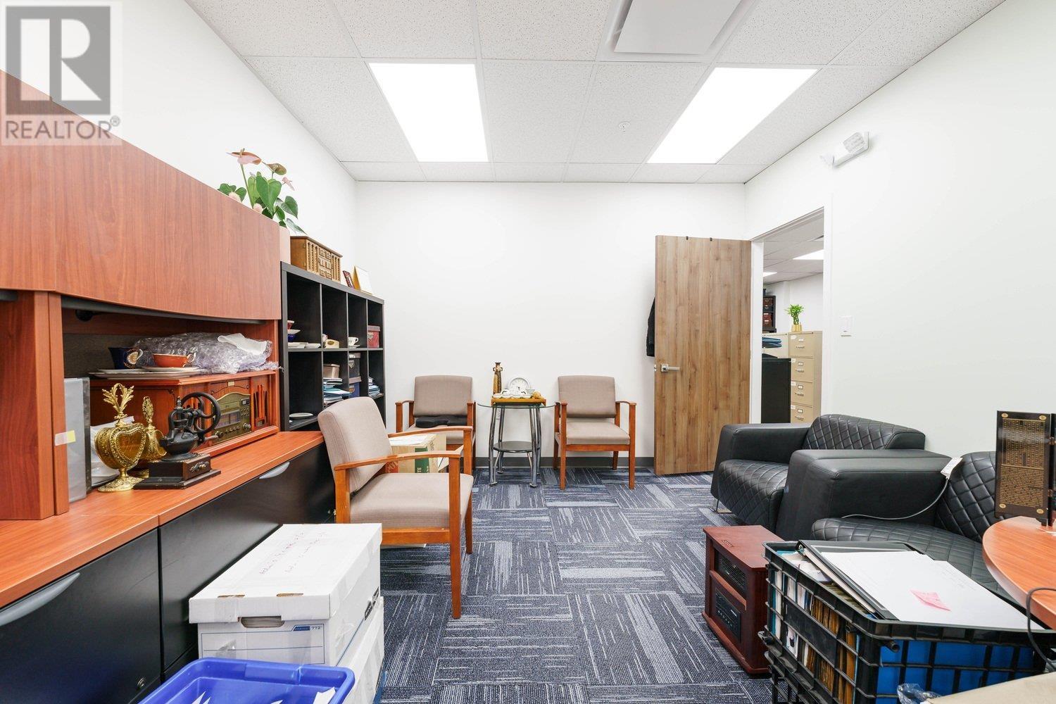 Listing Picture 18 of 26 : 370 6628 RIVER ROAD, Richmond / 烈治文 - 魯藝地產 Yvonne Lu Group - MLS Medallion Club Member