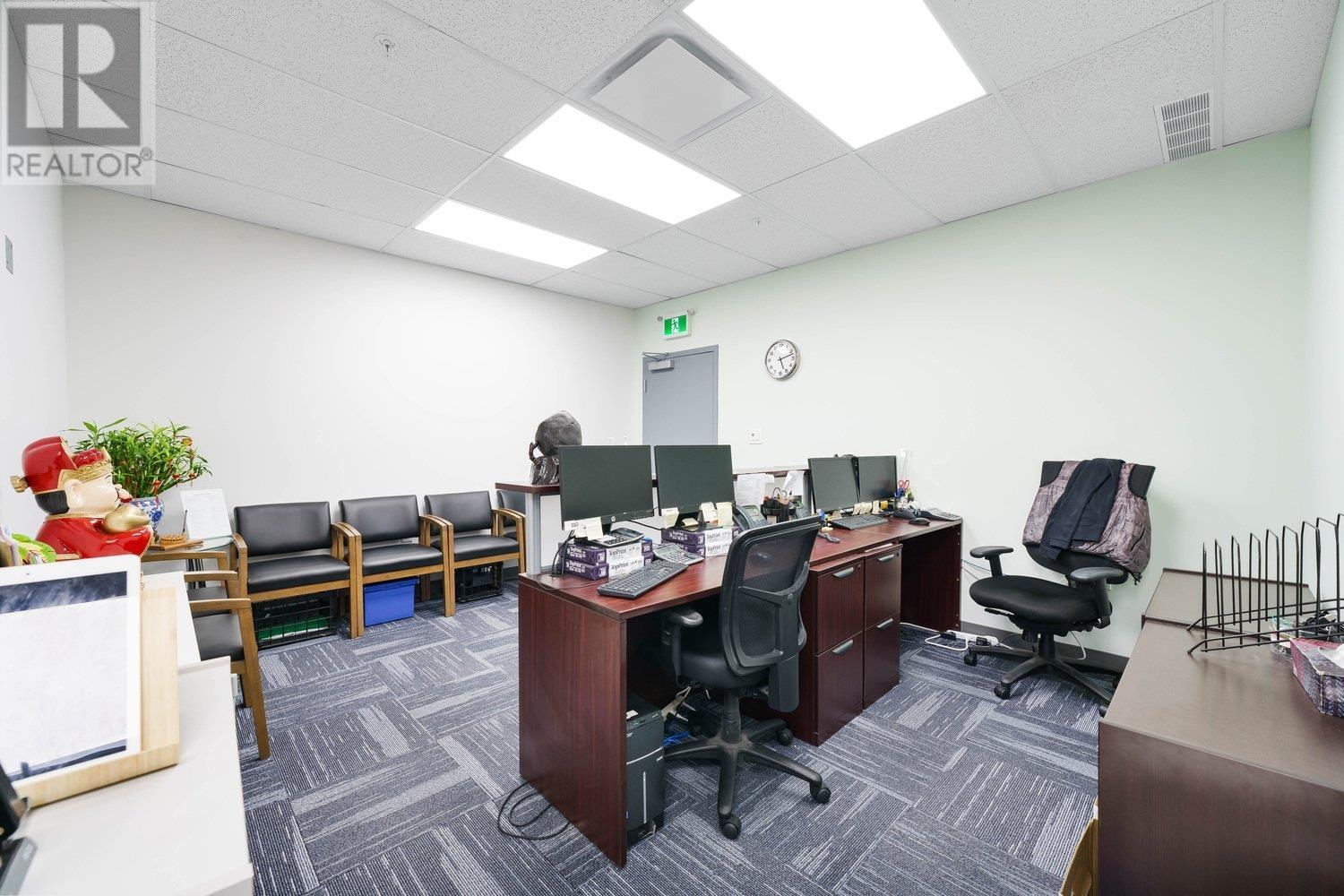 Listing Picture 5 of 26 : 370 6628 RIVER ROAD, Richmond / 烈治文 - 魯藝地產 Yvonne Lu Group - MLS Medallion Club Member