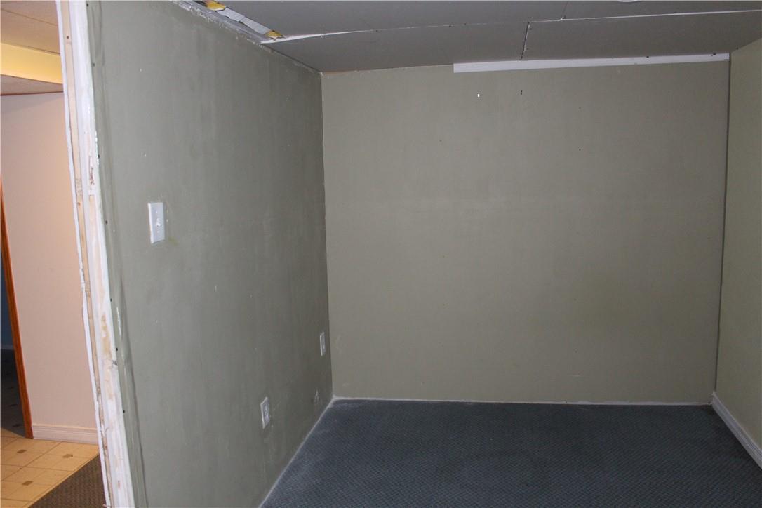 934 Upper Ottawa Street, Hamilton, Ontario  L8T 3V7 - Photo 14 - H4200169