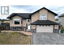 4108 18 AVE Edson