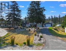 6242 Whinton Crescent Peachland