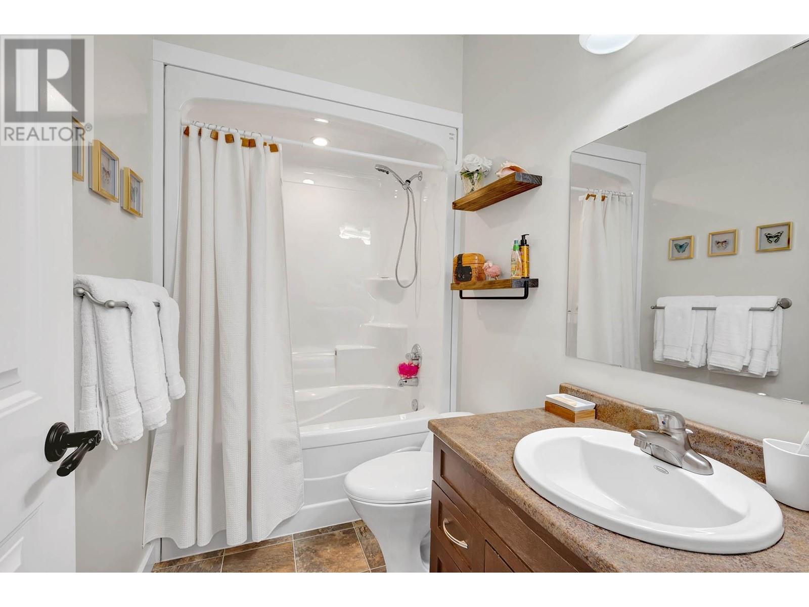 228 Murtle Cres, Clearwater, British Columbia  V0E 1N1 - Photo 28 - 179857