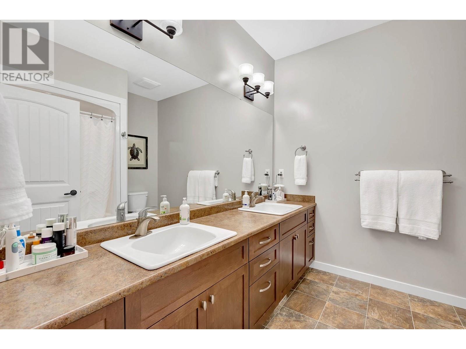 228 Murtle Cres, Clearwater, British Columbia  V0E 1N1 - Photo 33 - 179857