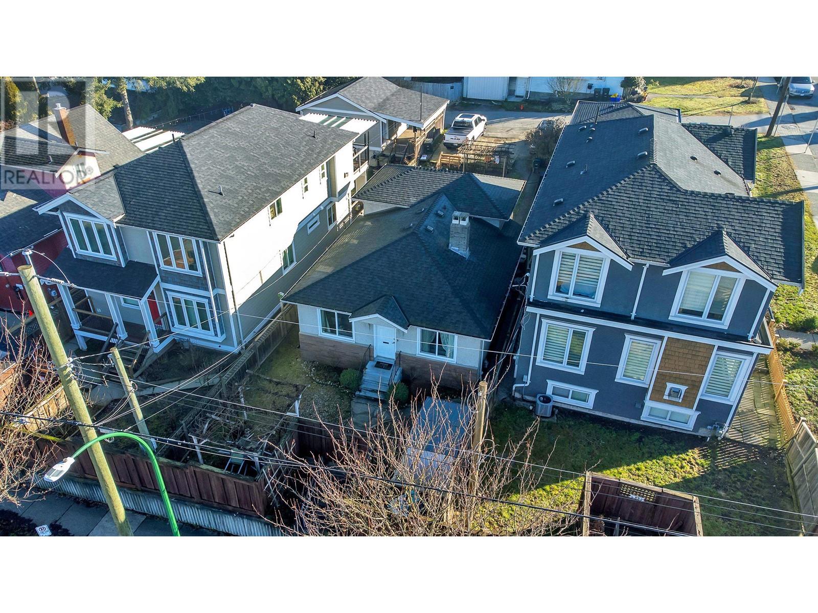 4870 Boundary Road, Burnaby, British Columbia  V5R 2N9 - Photo 10 - R2847716