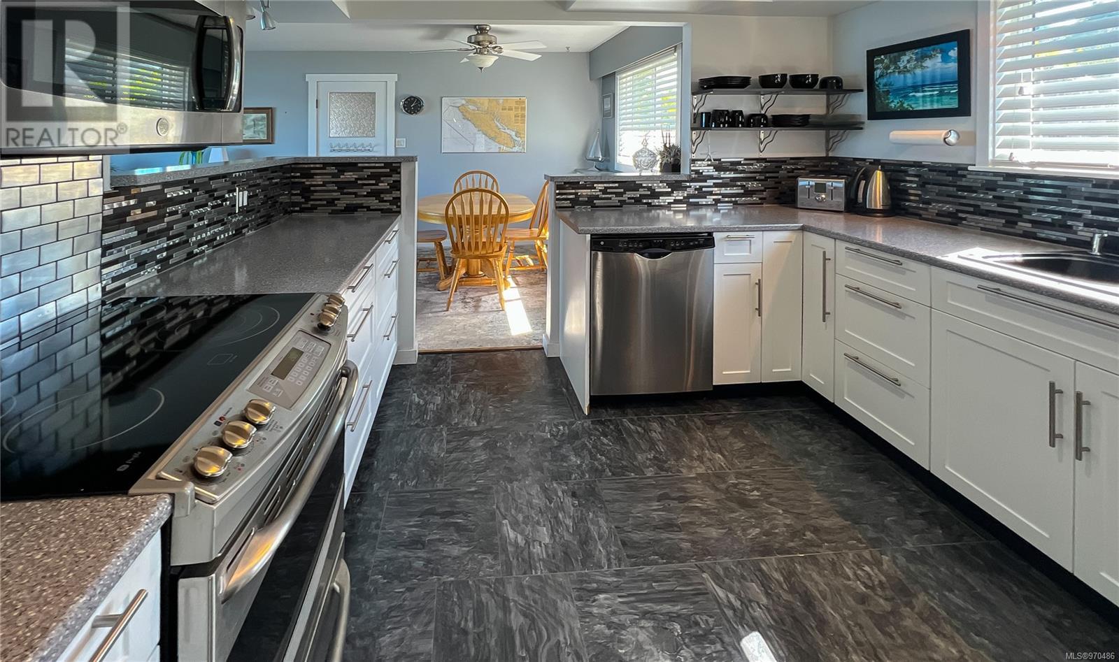 2244 Haddington Cres, Port Mcneill, British Columbia V0N 2R0 - Photo 12 - 970486