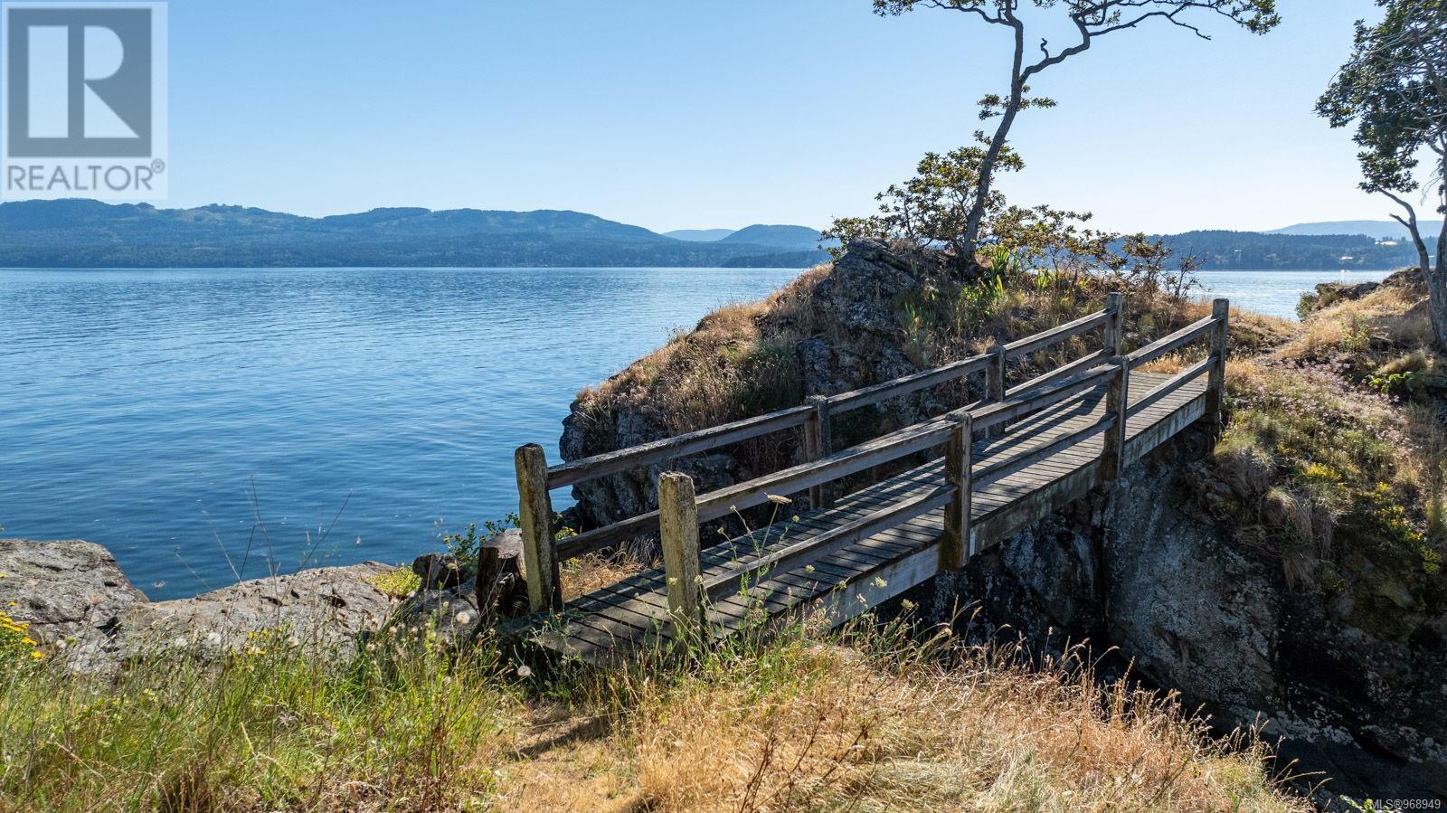 273 Coal Point Lane, north saanich, British Columbia V8L5P1