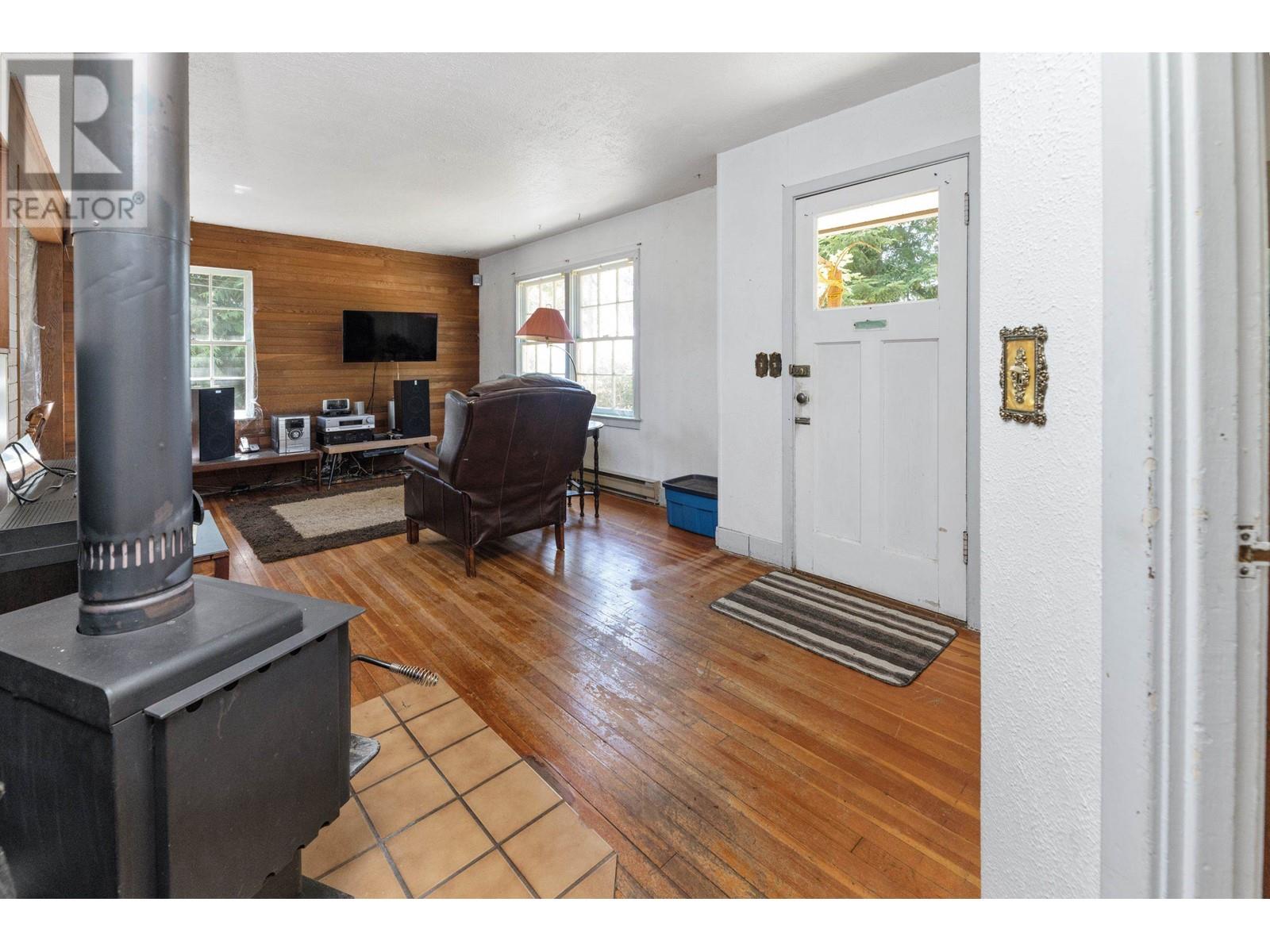 5090 Chapman Road, Sechelt, British Columbia  V7Z 0G4 - Photo 21 - R2905493