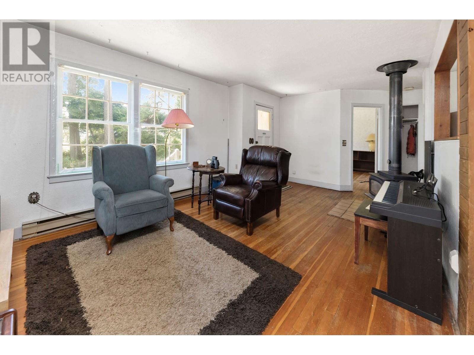 5090 Chapman Road, Sechelt, British Columbia  V7Z 0G4 - Photo 19 - R2905493