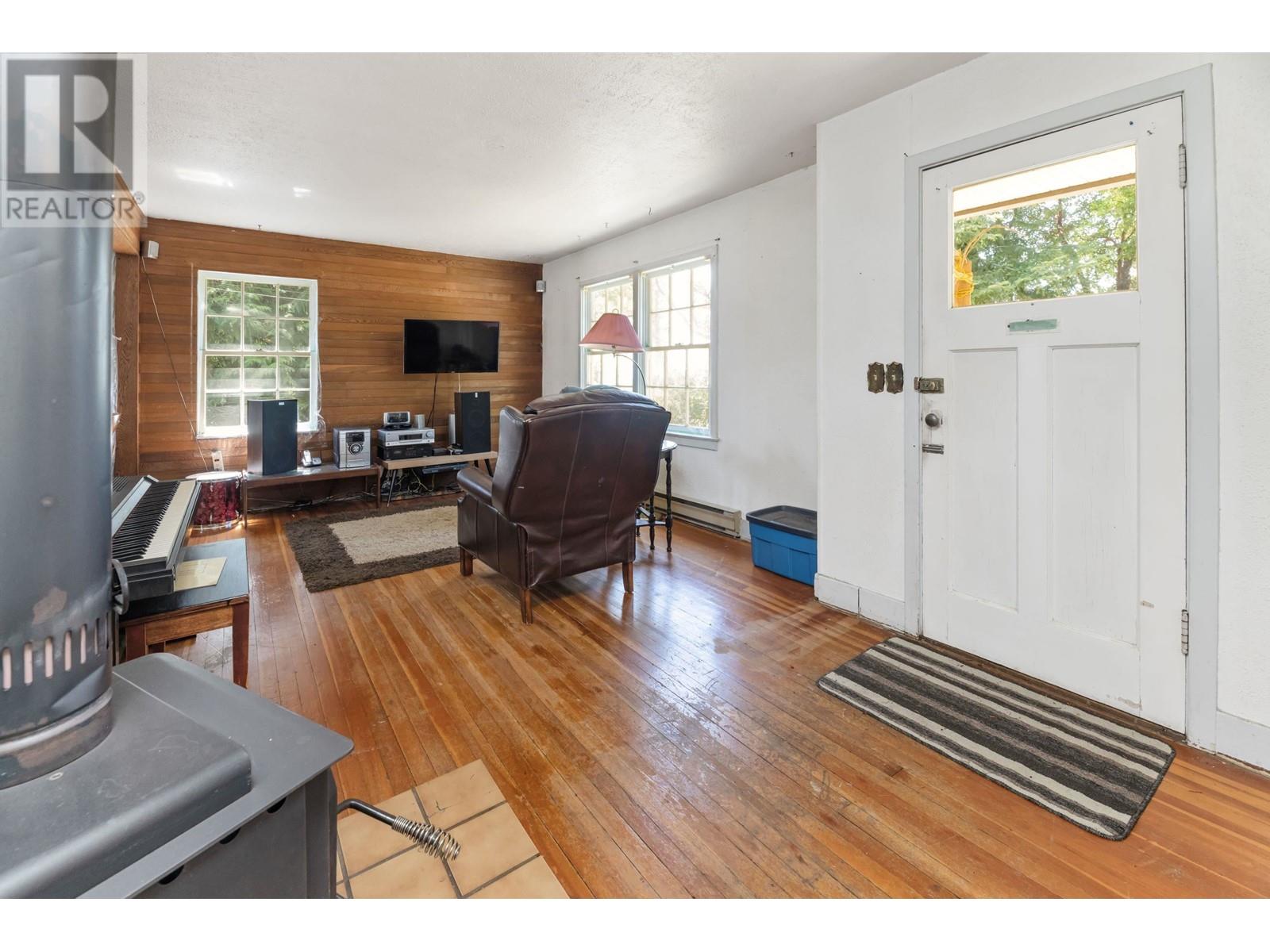 5090 Chapman Road, Sechelt, British Columbia  V7Z 0G4 - Photo 20 - R2905493
