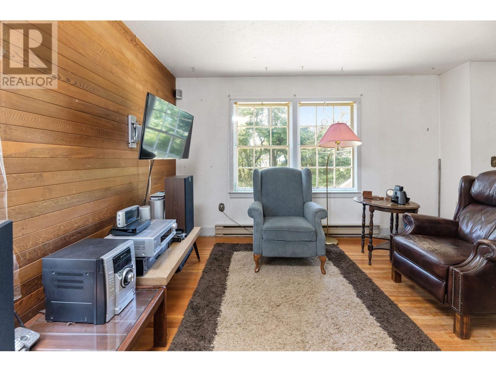 5090 Chapman Road, Sechelt, British Columbia  V7Z 0G4 - Photo 18 - R2905493