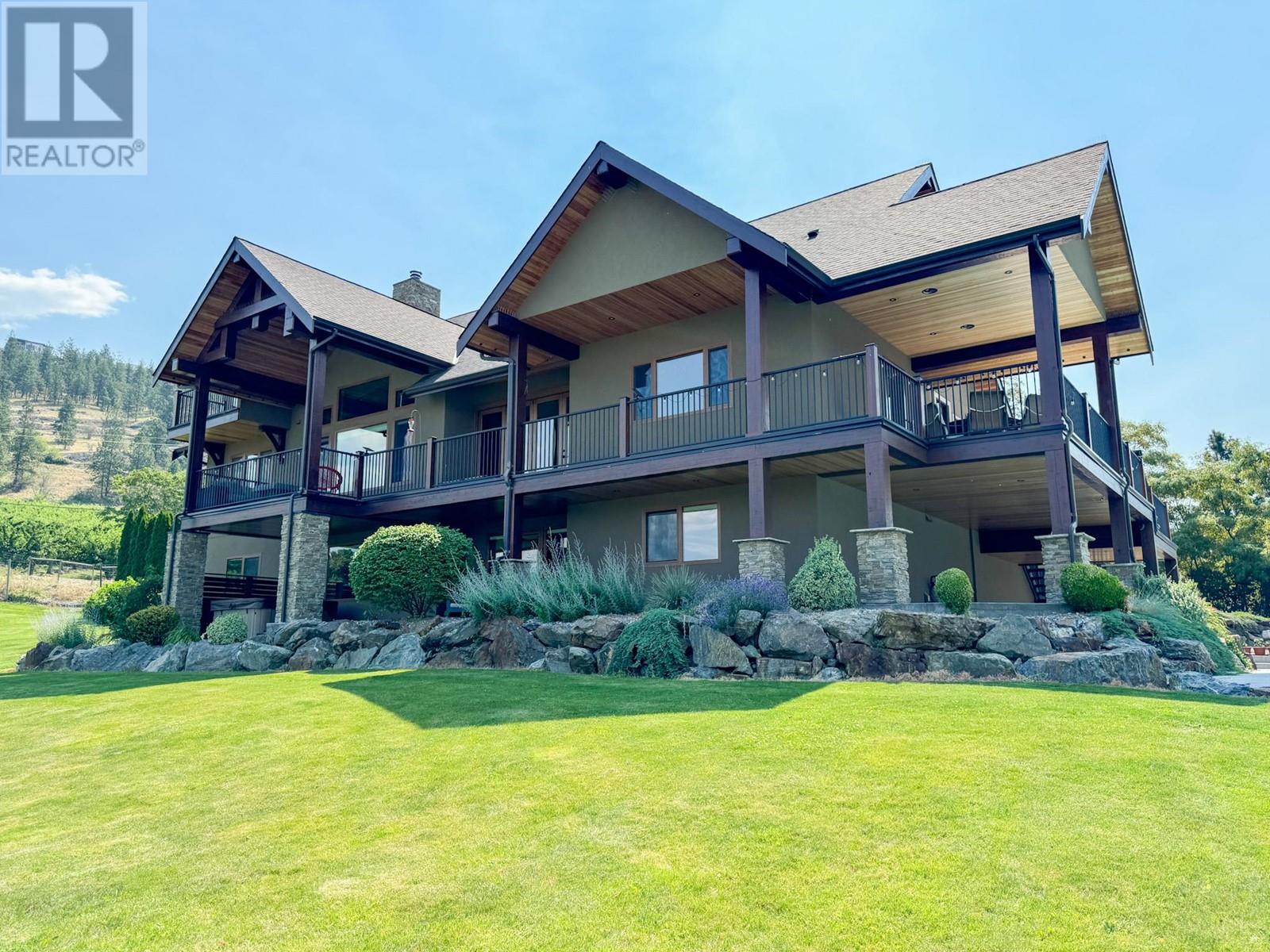 Property at 3175 Valleyview Road image 3
