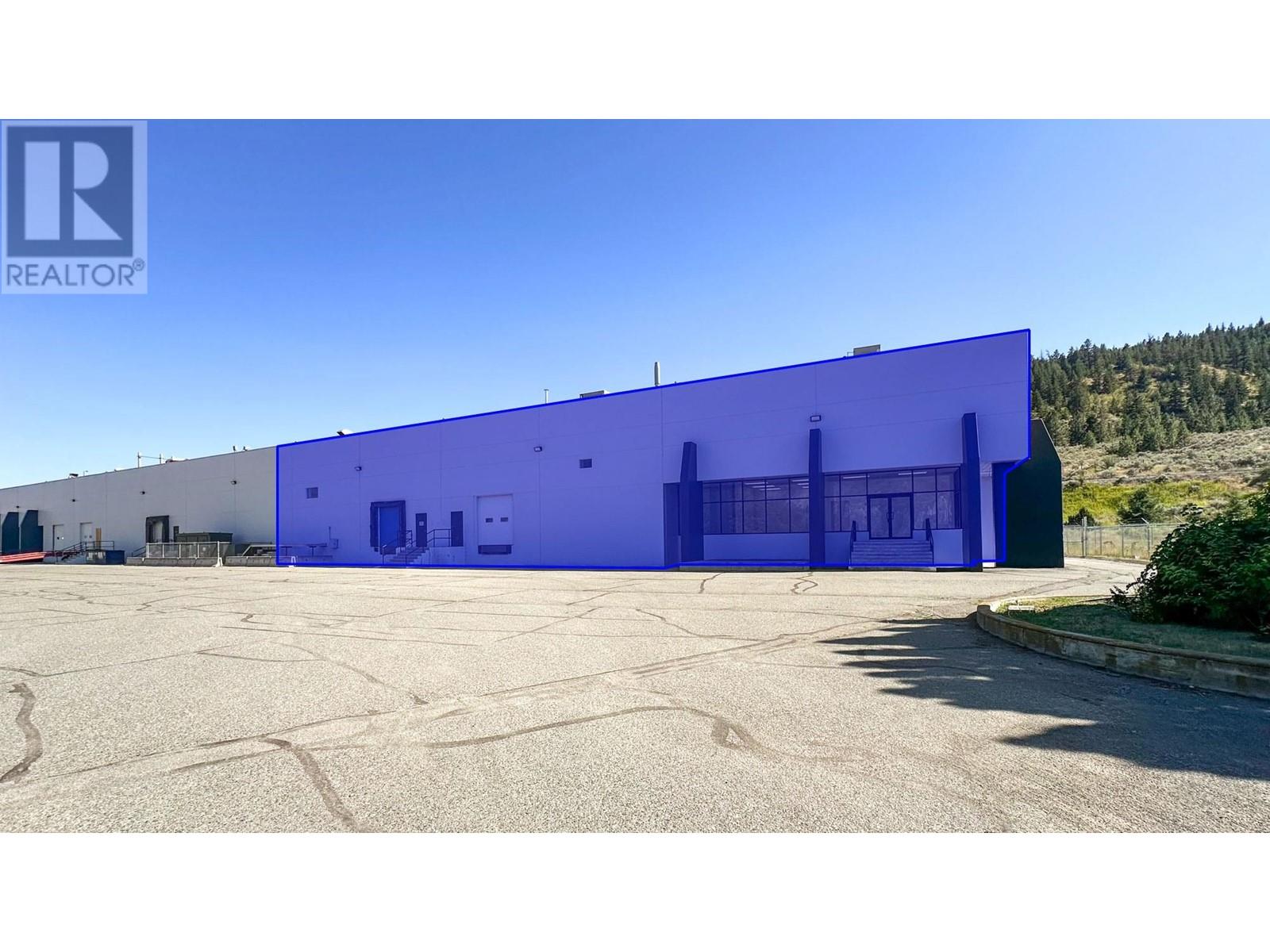 9989 Dallas Drive, Kamloops, British Columbia   - Photo 2 - 179873