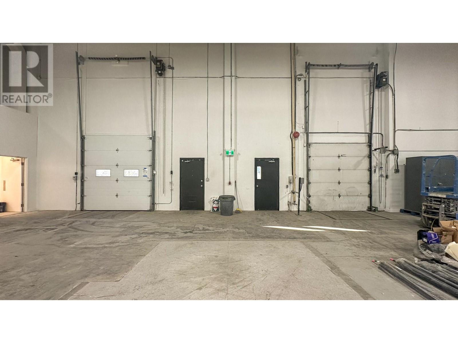 9989 Dallas Drive, Kamloops, British Columbia   - Photo 10 - 179873