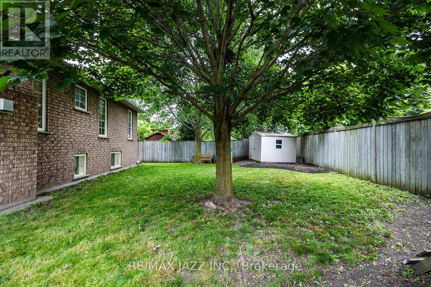 215 Niagara Drive, Oshawa (Samac), Ontario  L1G 8A8 - Photo 35 - E9039225