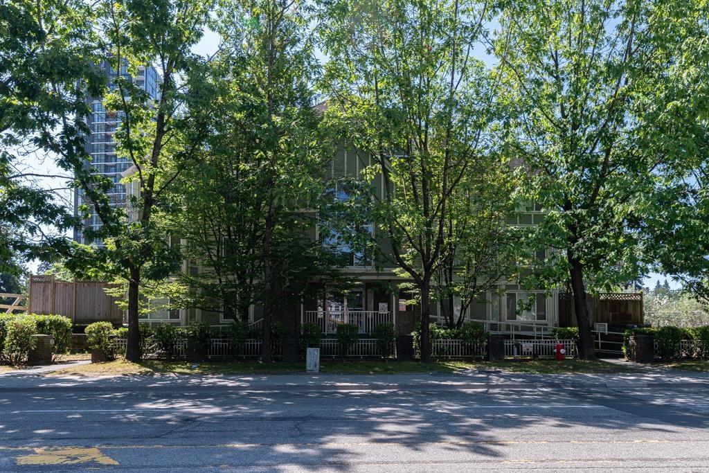 305 13226 104 Avenue, Surrey, British Columbia  V3T 1V1 - Photo 7 - R2904143