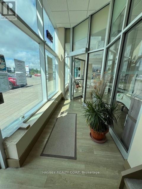 2 - 361 King Street, Barrie (400 West), Ontario  L4N 6B5 - Photo 2 - S9039364