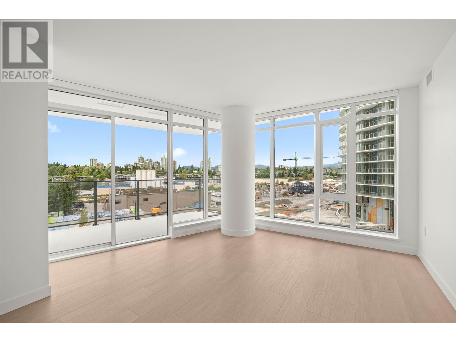 Listing Picture 10 of 31 : 503 7683 PARK CRESCENT, Burnaby / 本拿比 - 魯藝地產 Yvonne Lu Group - MLS Medallion Club Member