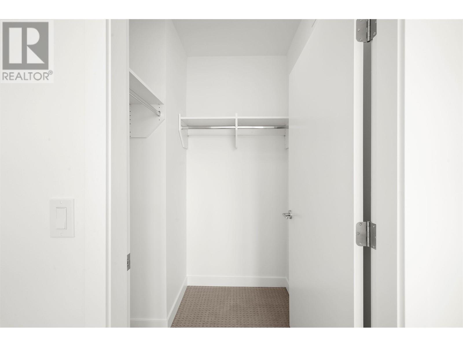 Listing Picture 17 of 31 : 503 7683 PARK CRESCENT, Burnaby / 本拿比 - 魯藝地產 Yvonne Lu Group - MLS Medallion Club Member