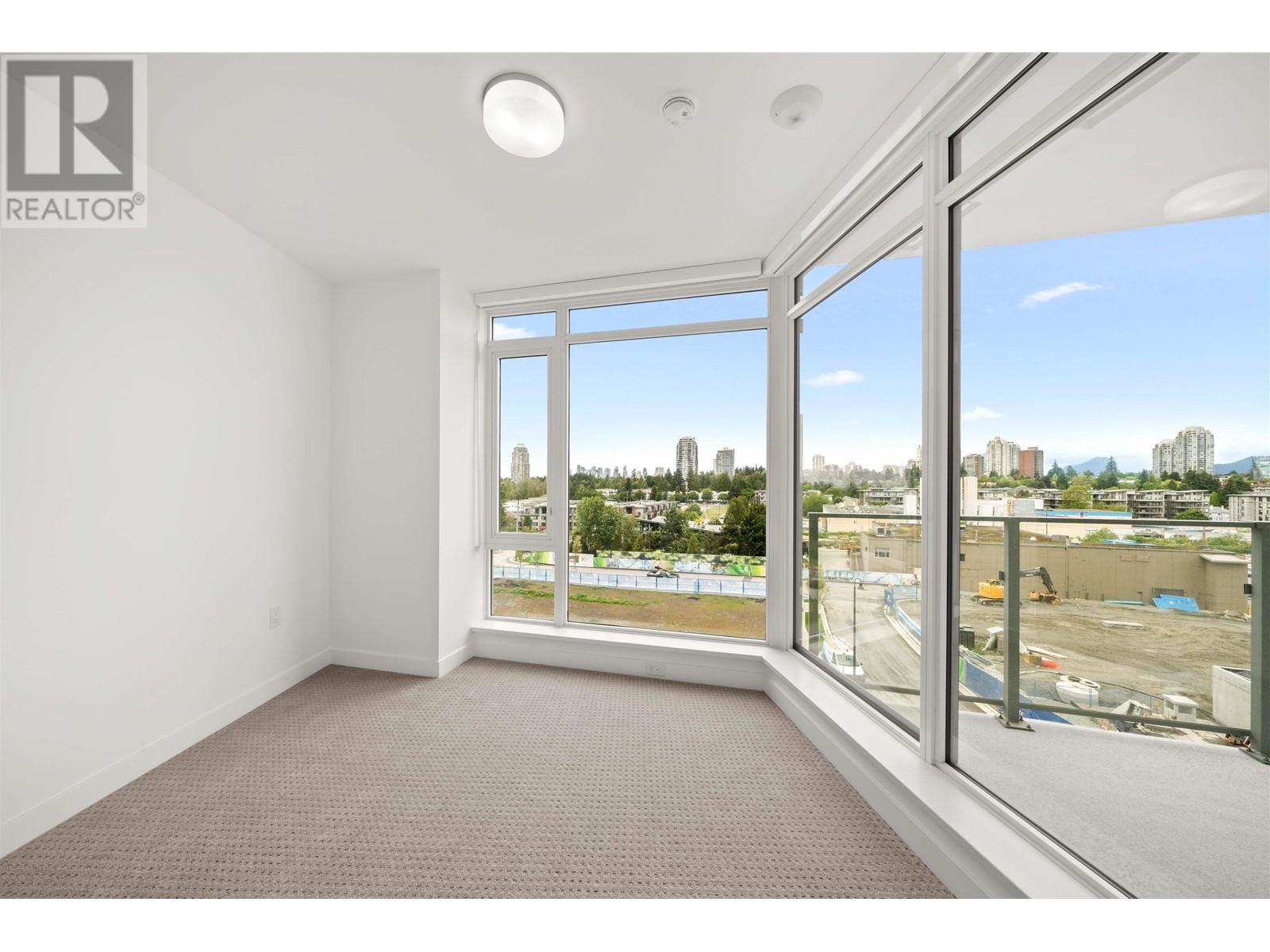 Listing Picture 20 of 31 : 503 7683 PARK CRESCENT, Burnaby / 本拿比 - 魯藝地產 Yvonne Lu Group - MLS Medallion Club Member