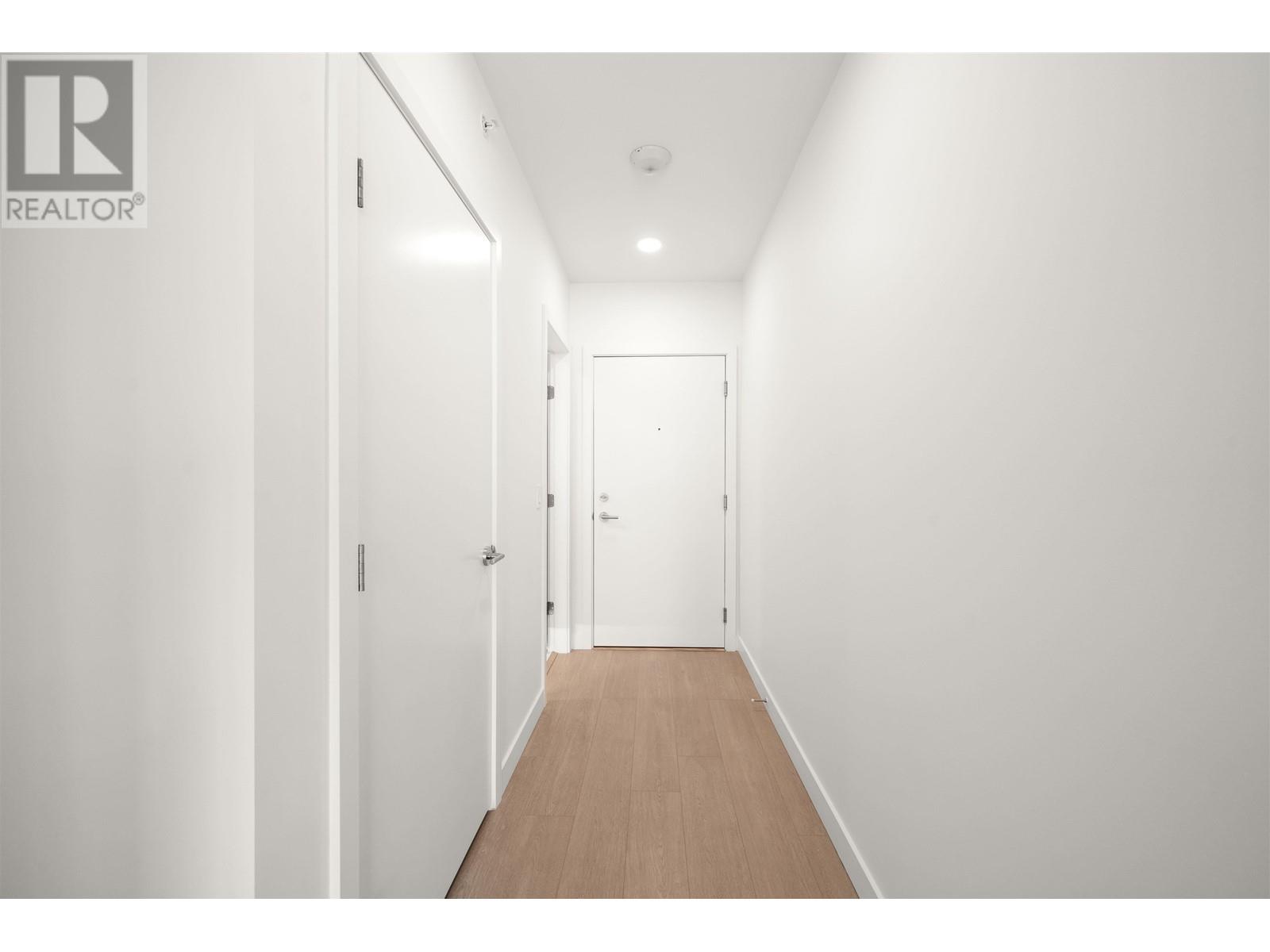 Listing Picture 23 of 31 : 503 7683 PARK CRESCENT, Burnaby / 本拿比 - 魯藝地產 Yvonne Lu Group - MLS Medallion Club Member