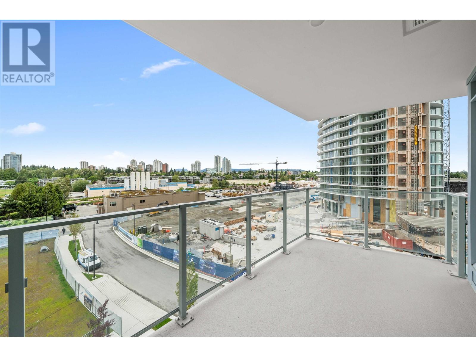 Listing Picture 28 of 31 : 503 7683 PARK CRESCENT, Burnaby / 本拿比 - 魯藝地產 Yvonne Lu Group - MLS Medallion Club Member