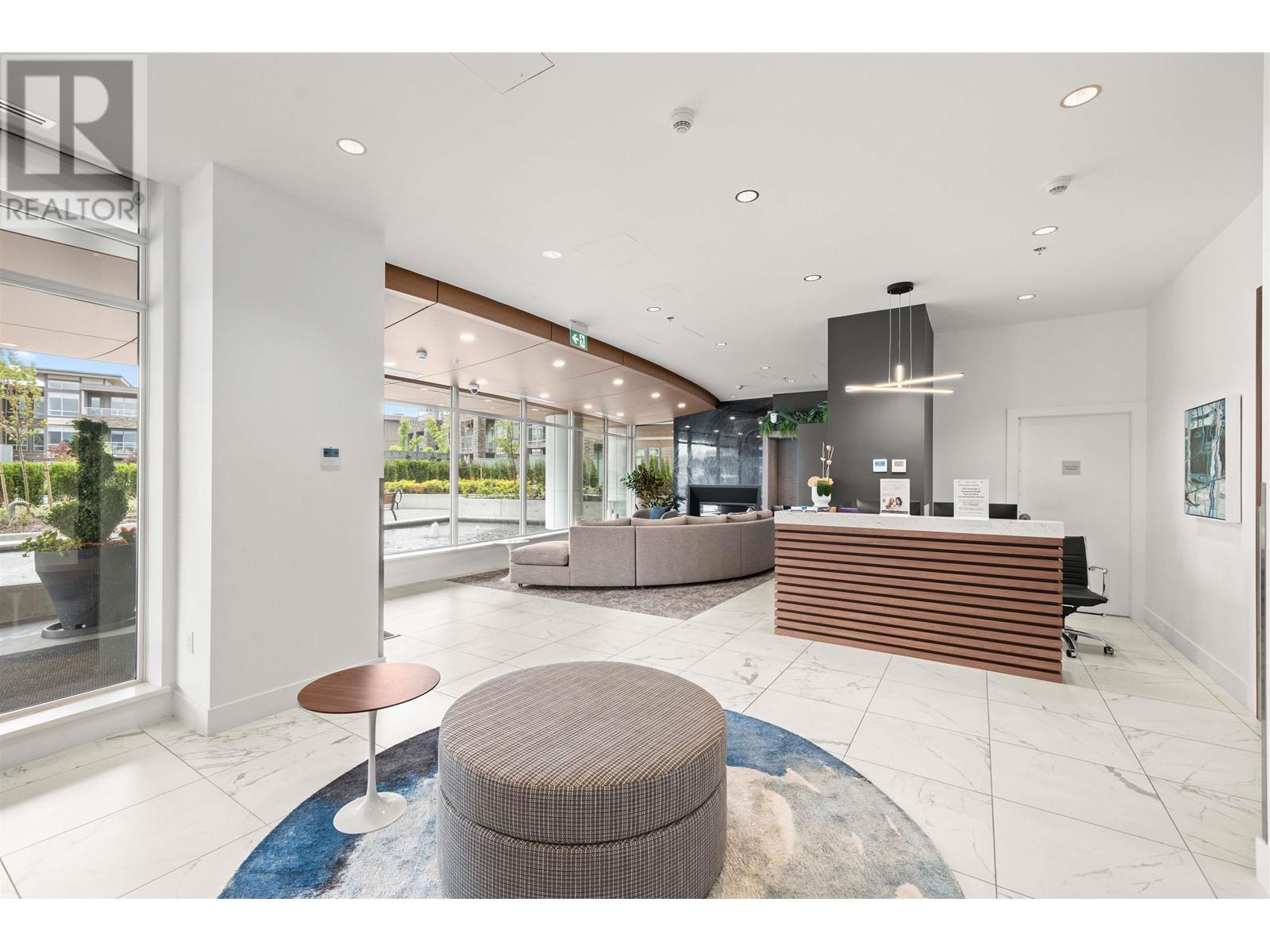 Listing Picture 3 of 31 : 503 7683 PARK CRESCENT, Burnaby / 本拿比 - 魯藝地產 Yvonne Lu Group - MLS Medallion Club Member