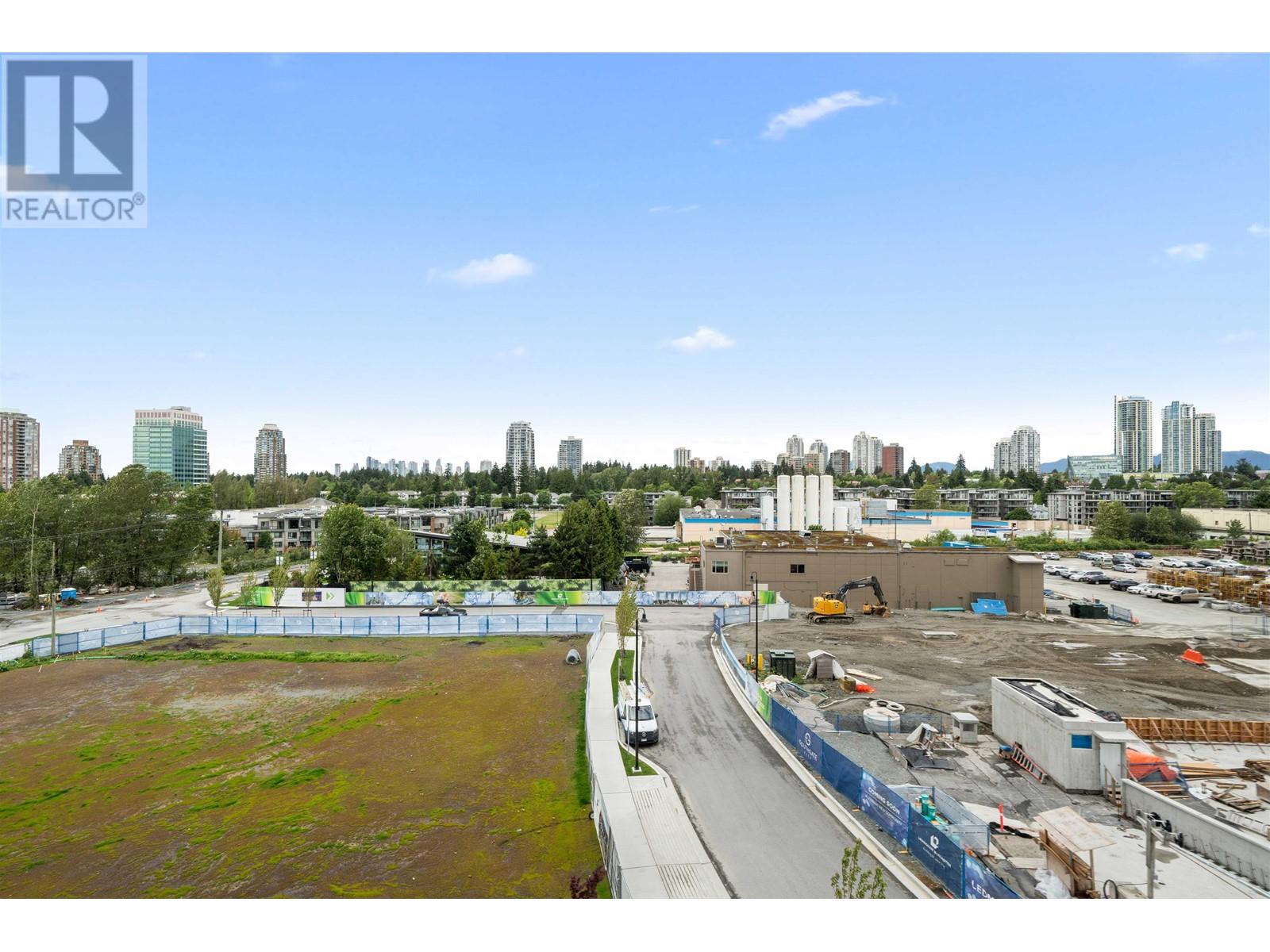 Listing Picture 30 of 31 : 503 7683 PARK CRESCENT, Burnaby / 本拿比 - 魯藝地產 Yvonne Lu Group - MLS Medallion Club Member