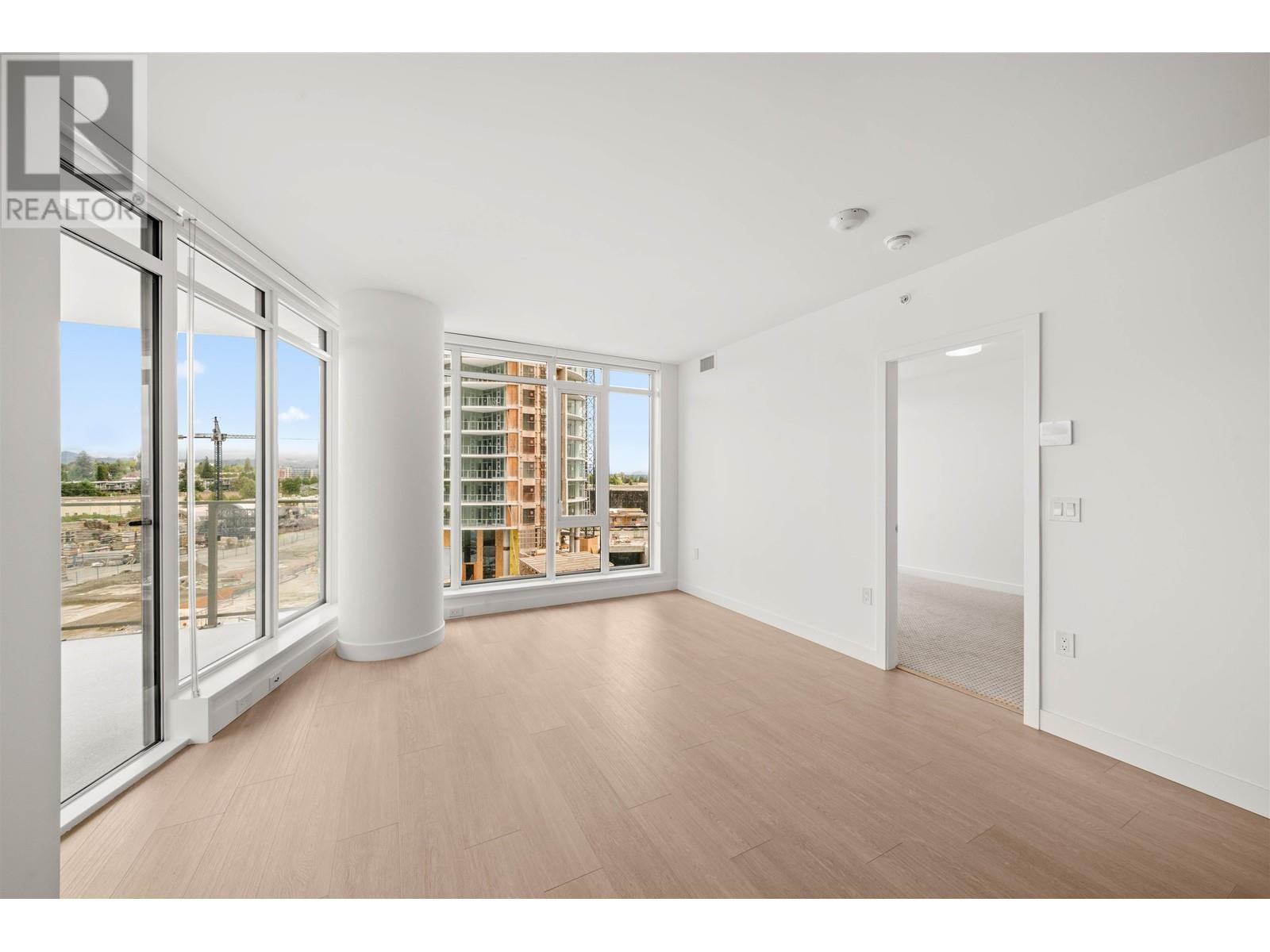 Listing Picture 9 of 31 : 503 7683 PARK CRESCENT, Burnaby / 本拿比 - 魯藝地產 Yvonne Lu Group - MLS Medallion Club Member