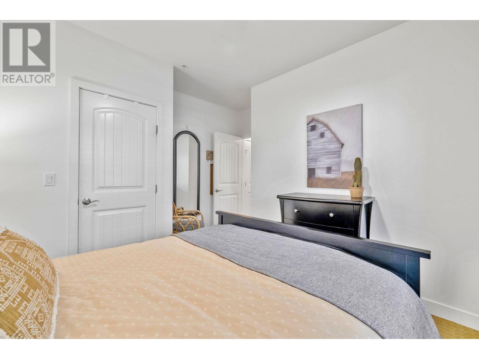 4024 Pritchard Drive 7205