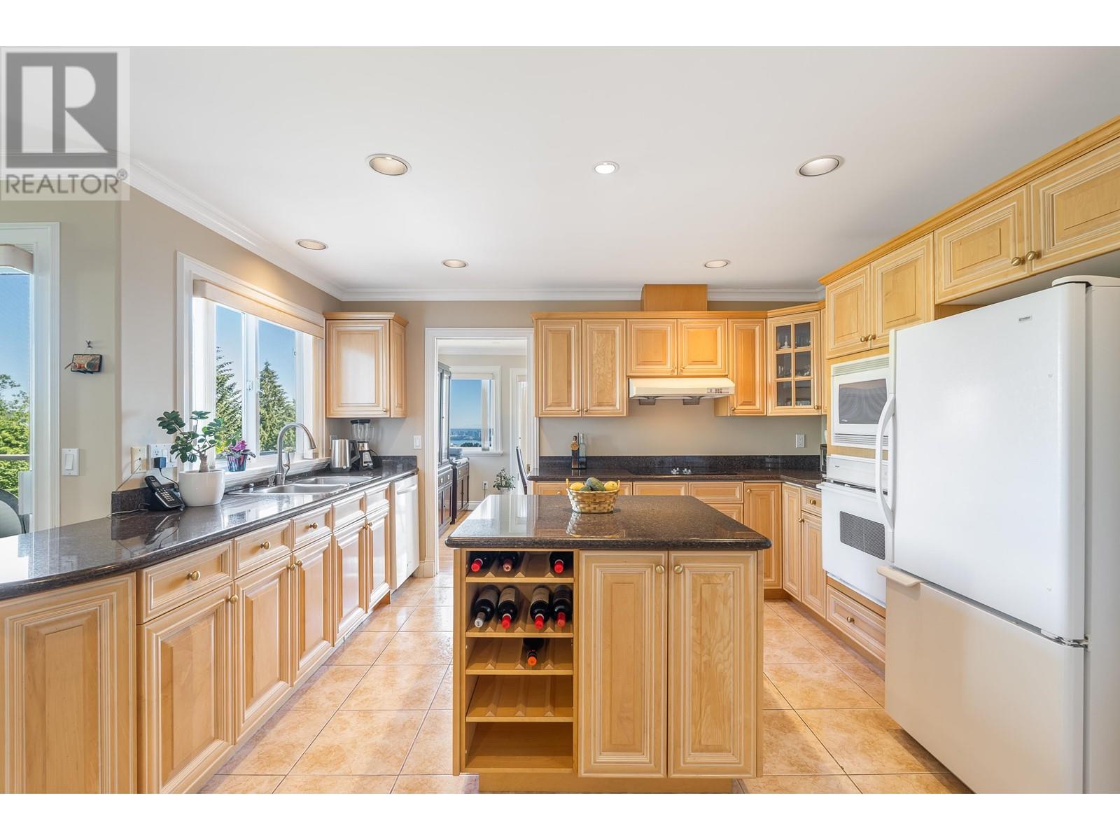 1440 Sandhurst Place, West Vancouver, British Columbia  V7S 2P3 - Photo 9 - R2905877