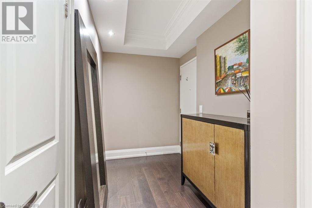 205 Lakeshore Rd Road W Unit# 206, Oakville, Ontario  L6K 0H8 - Photo 4 - 40619692