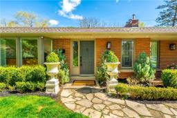 607 Edgewater Crescent, burlington, Ontario