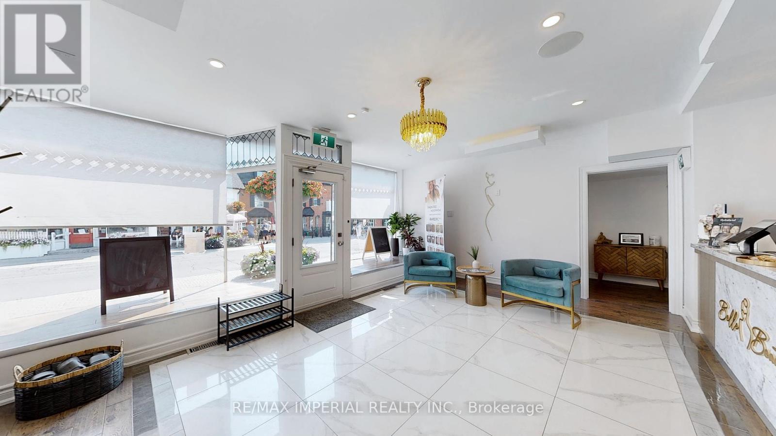 156 Main St Unionville, Markham, Ontario  L3R 2G9 - Photo 11 - N9035024