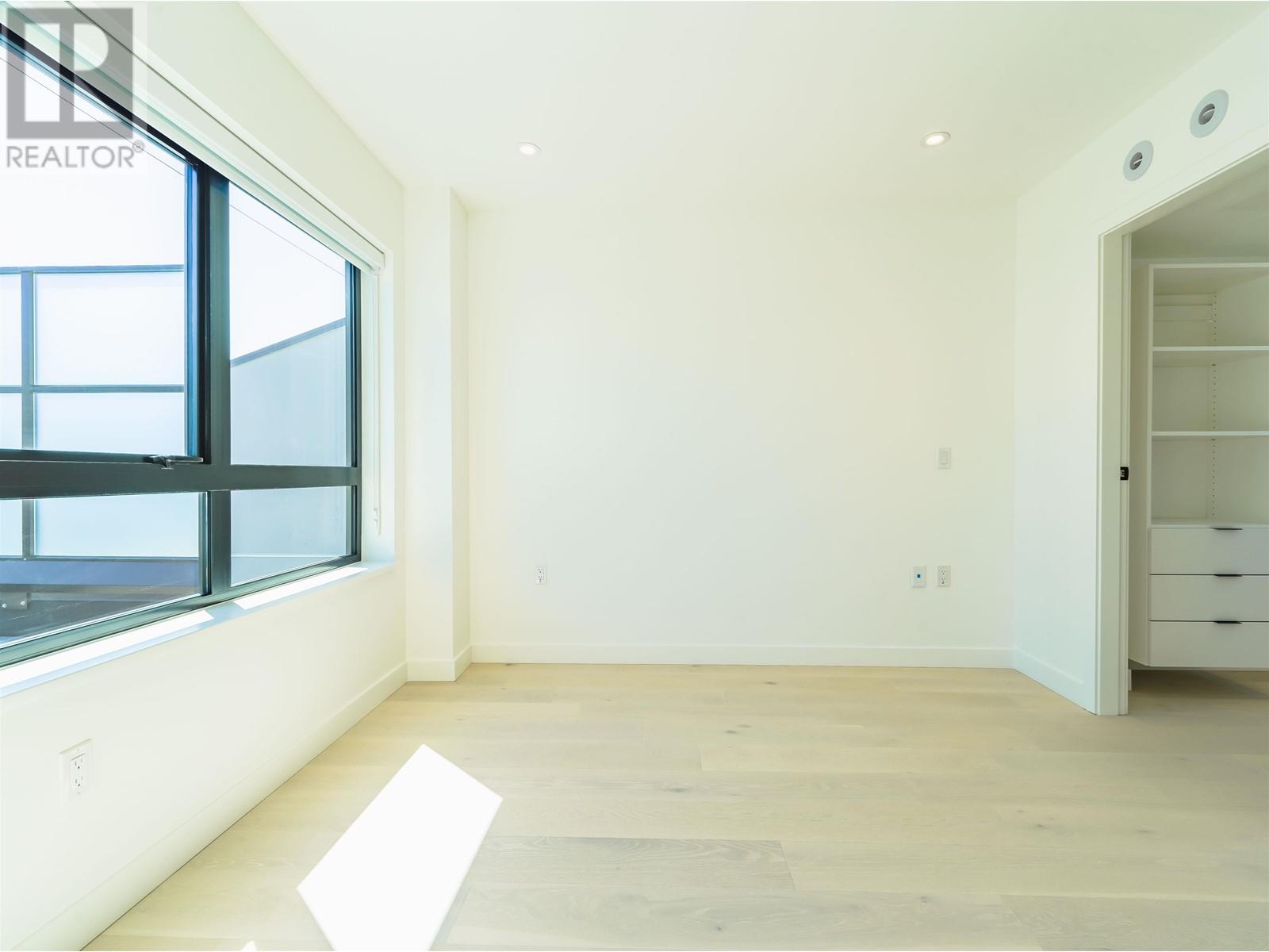 Listing Picture 24 of 40 : 51 550 W 28TH AVENUE, Vancouver / 溫哥華 - 魯藝地產 Yvonne Lu Group - MLS Medallion Club Member