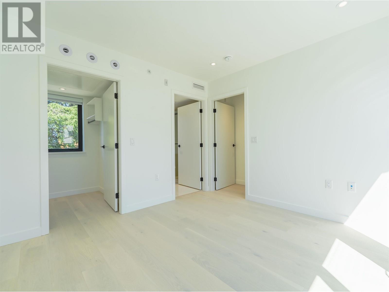 Listing Picture 23 of 40 : 51 550 W 28TH AVENUE, Vancouver / 溫哥華 - 魯藝地產 Yvonne Lu Group - MLS Medallion Club Member