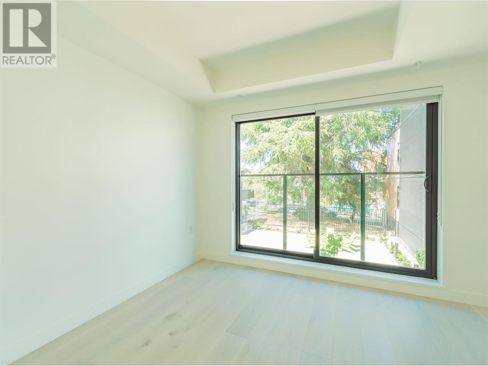 Listing Picture 17 of 40 : 51 550 W 28TH AVENUE, Vancouver / 溫哥華 - 魯藝地產 Yvonne Lu Group - MLS Medallion Club Member