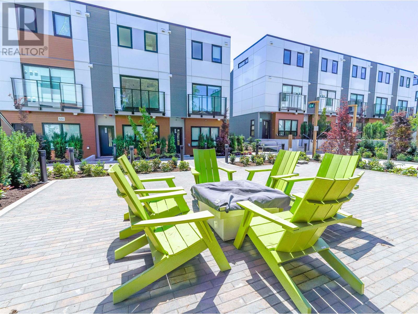 Listing Picture 32 of 40 : 51 550 W 28TH AVENUE, Vancouver / 溫哥華 - 魯藝地產 Yvonne Lu Group - MLS Medallion Club Member