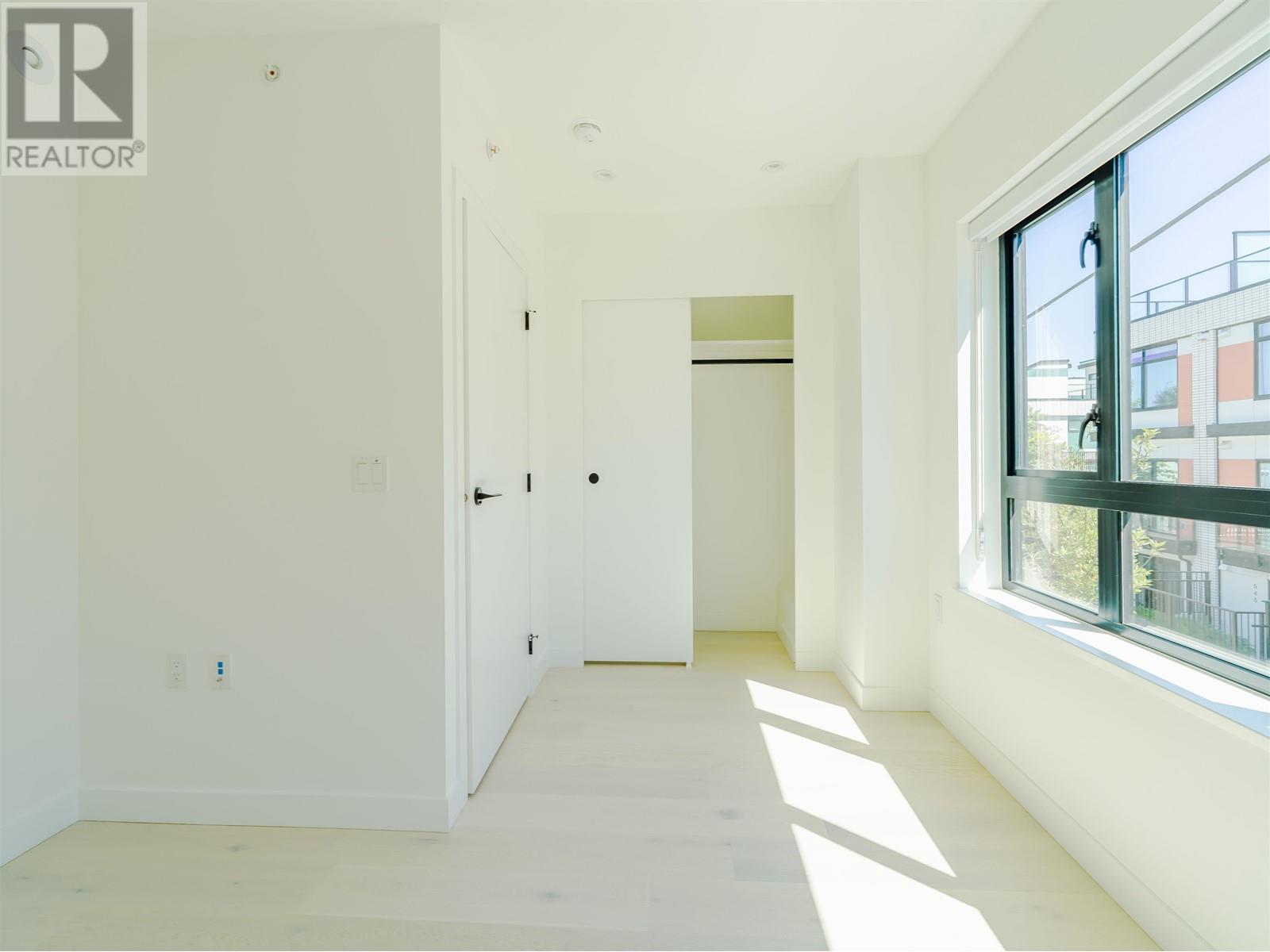 Listing Picture 14 of 40 : 51 550 W 28TH AVENUE, Vancouver / 溫哥華 - 魯藝地產 Yvonne Lu Group - MLS Medallion Club Member