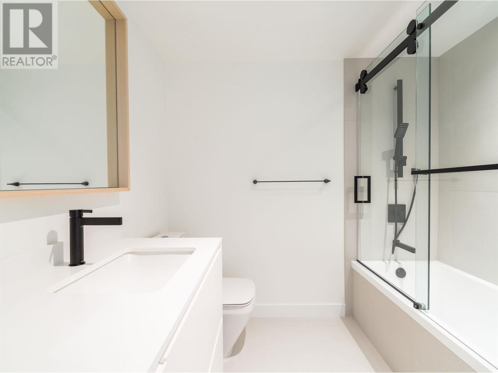 Listing Picture 30 of 40 : 51 550 W 28TH AVENUE, Vancouver / 溫哥華 - 魯藝地產 Yvonne Lu Group - MLS Medallion Club Member