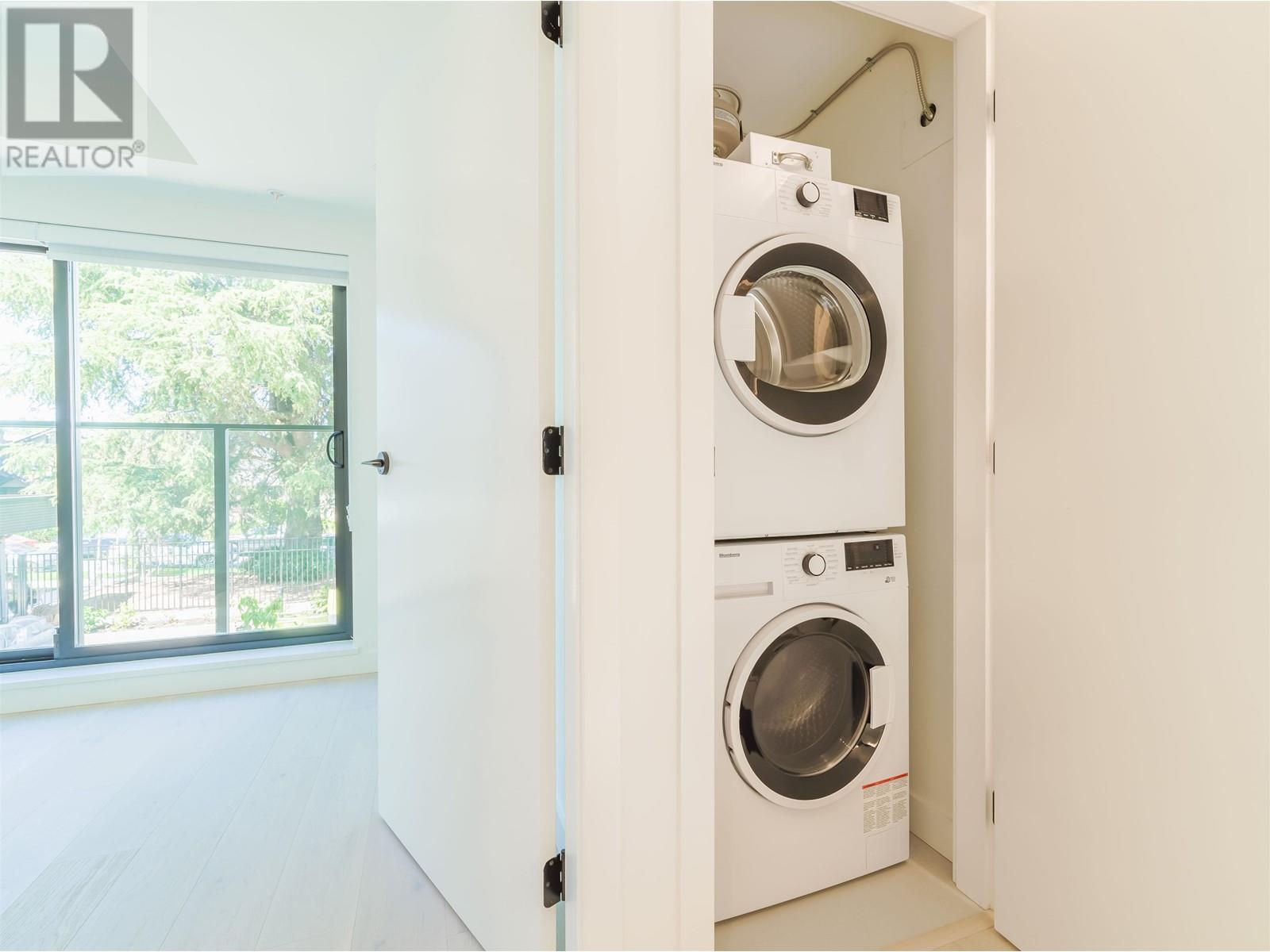 Listing Picture 18 of 40 : 51 550 W 28TH AVENUE, Vancouver / 溫哥華 - 魯藝地產 Yvonne Lu Group - MLS Medallion Club Member