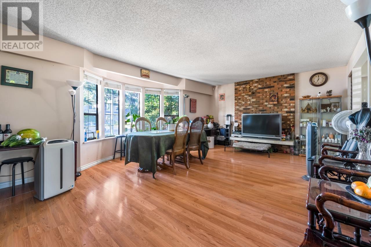10420 Hogarth Drive, Richmond, British Columbia  V7E 3Z6 - Photo 2 - R2904325