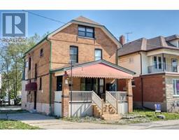 41 Giles East, windsor, Ontario