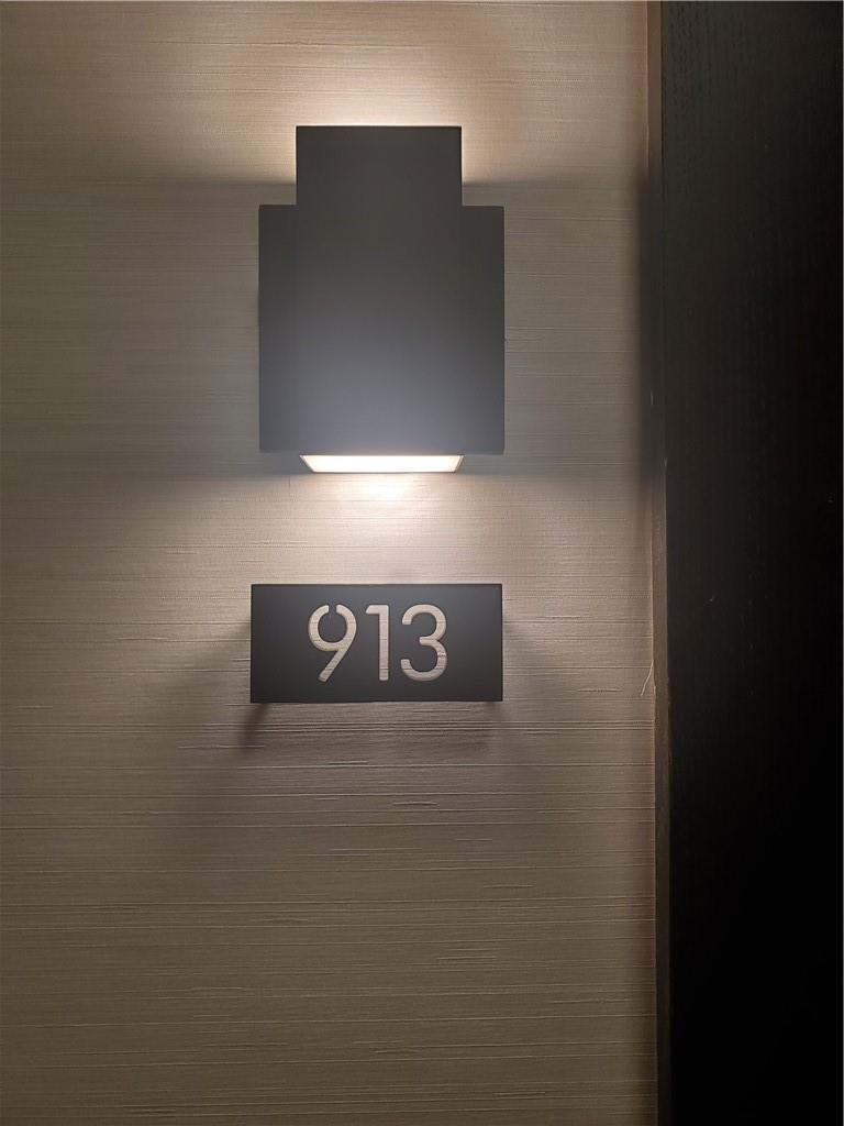 212 King William Street, Unit #913, Hamilton, Ontario  L8N 1B5 - Photo 3 - H4200348